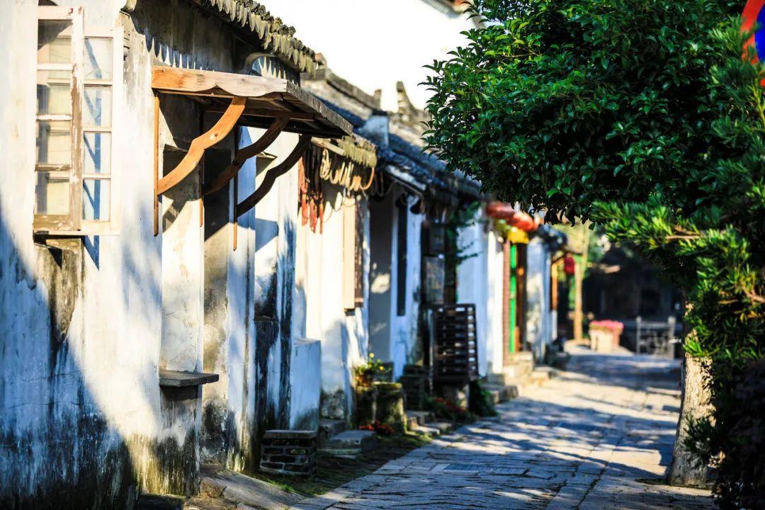 探讨无法停留的学历跟孝不孝顺父母有关系吗?之路